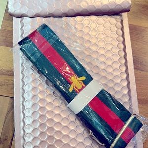 Guitar / purse strap - Yellow bee 🐝, green & red strip